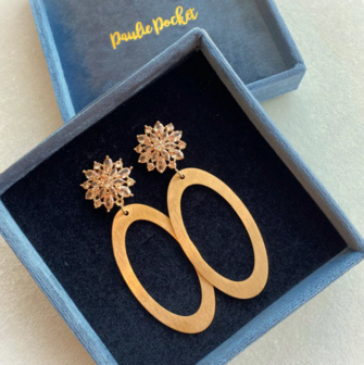 GOLDEN FLOWER HOOPS